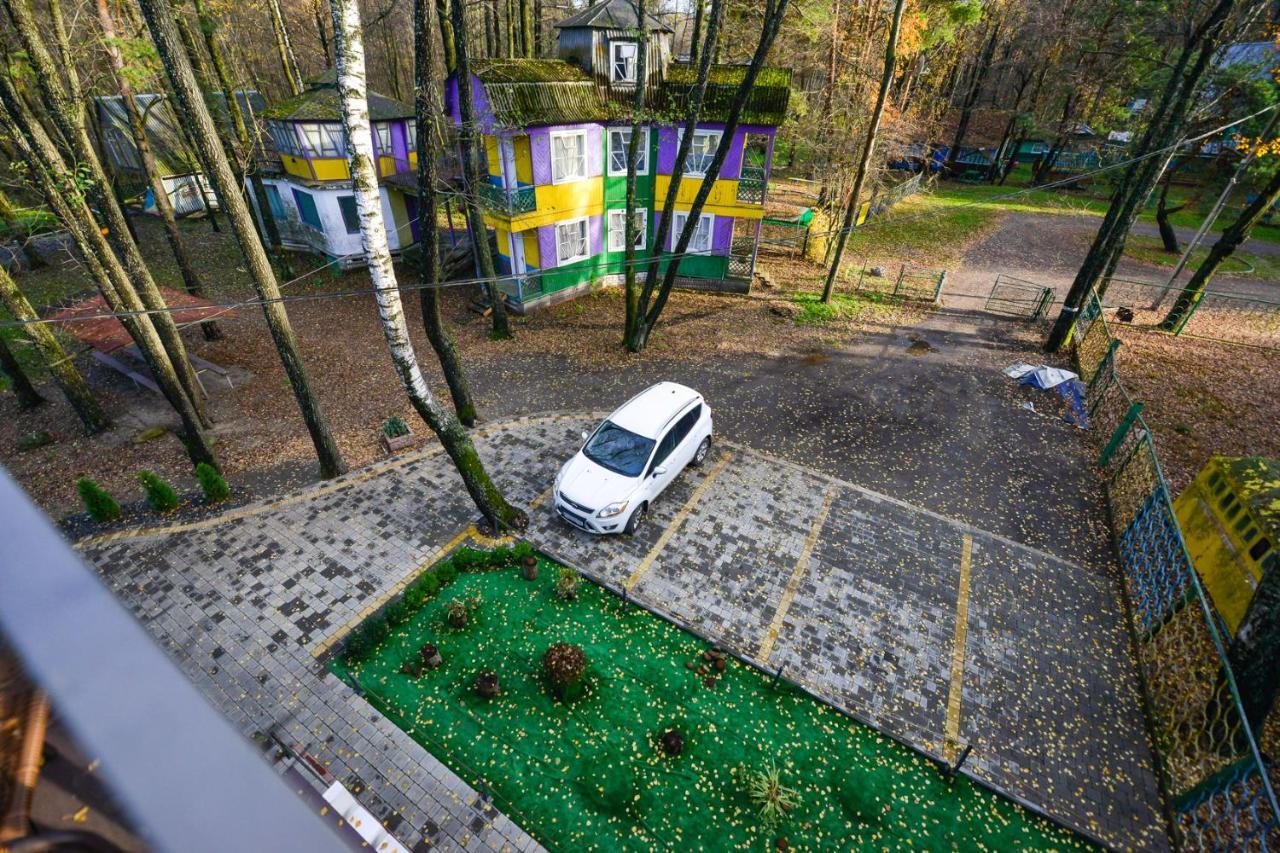 Forest Hotel Polis'ke エクステリア 写真